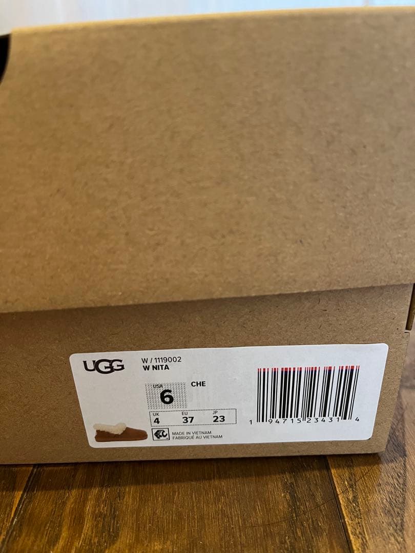 UGG ニタNita スリッポン