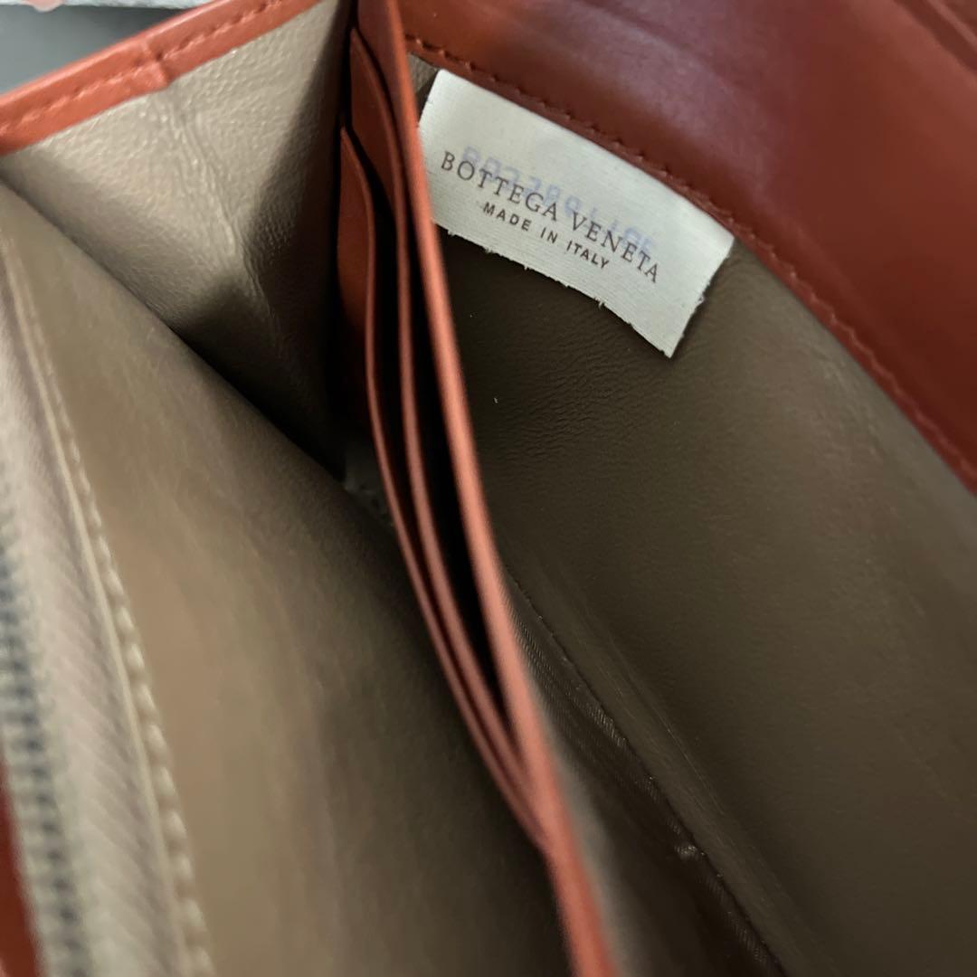 ボッテガヴェネタ　ラウンドジップ　長財布　ブラウン