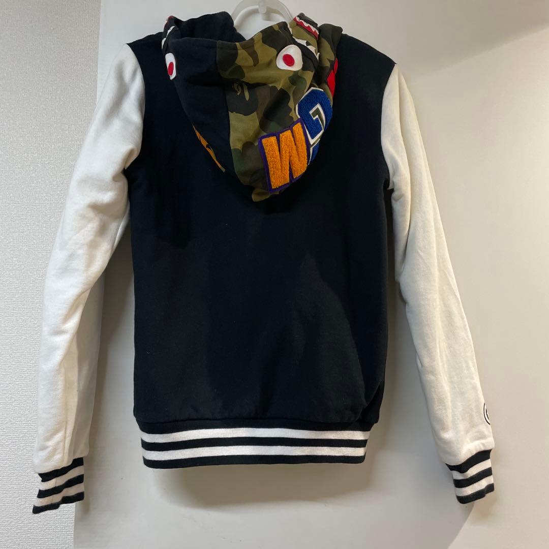 【最終値下げ】アベイシングエイプ シャーク　キルティング　スタジャン　レディース