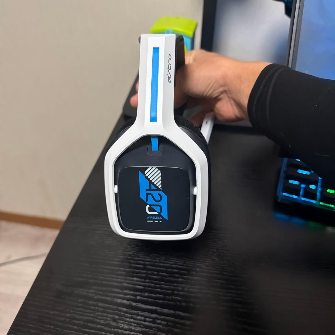 Astro A20 ワイヤレスゲーミングヘッドセット ホワイト/ブルー