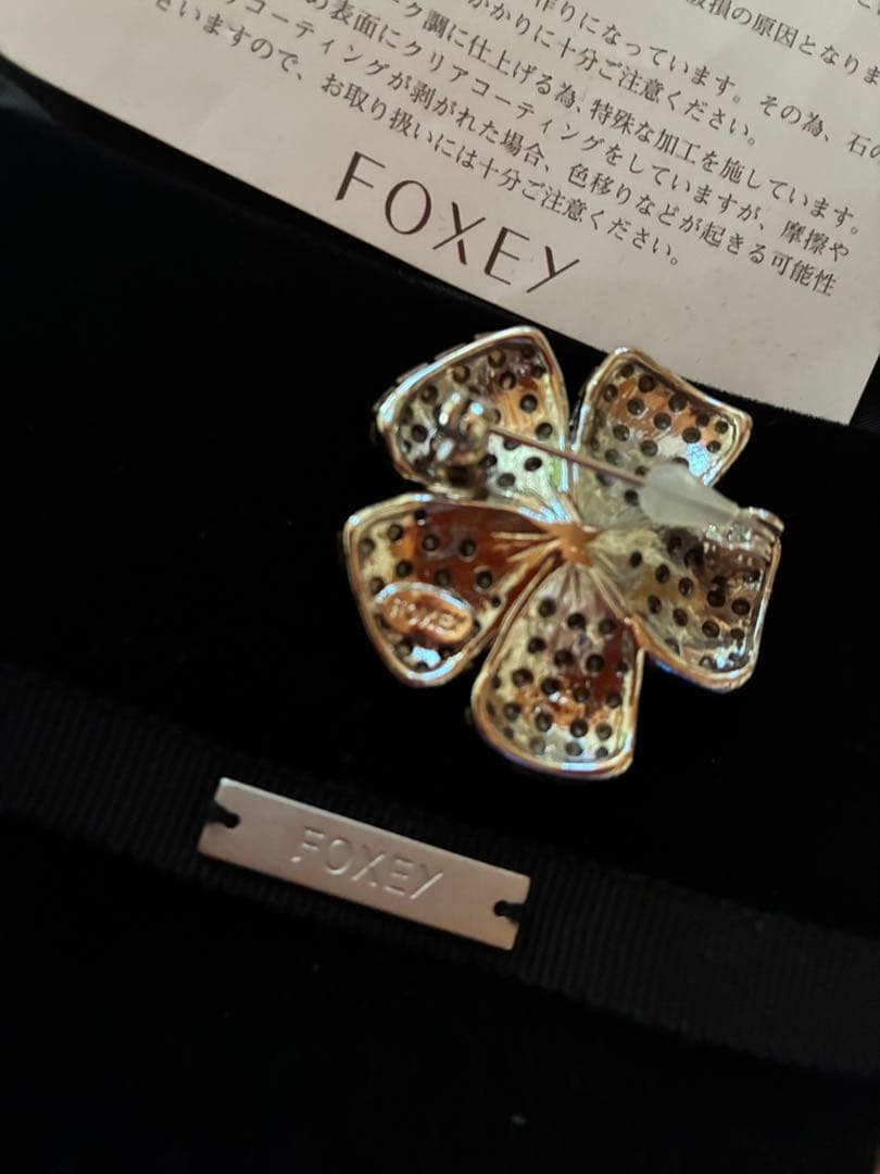 FOXEY＊フォクシー　フラワーブローチ✨