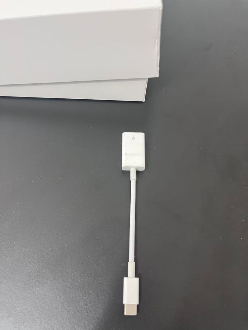 MacBook本体 MacBookPro2020 Two Thunderbolt 3 ports