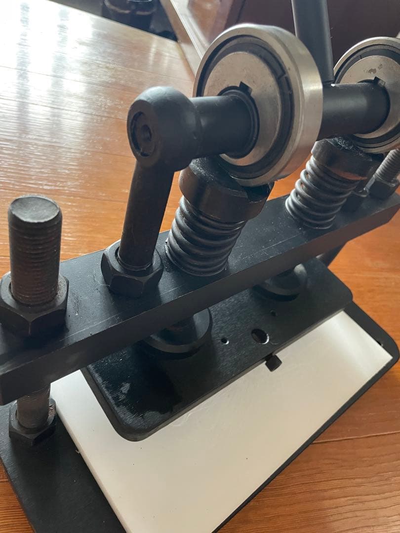 ハンドクリッカー クリッカー 手動式革裁断機 レザー