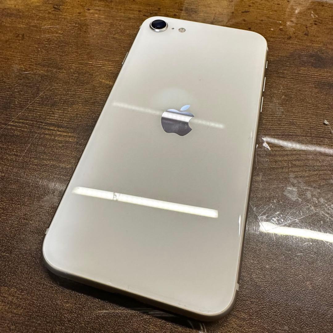 iPhoneSE3 128GBホワイト SIMフリー バッテリー100%
