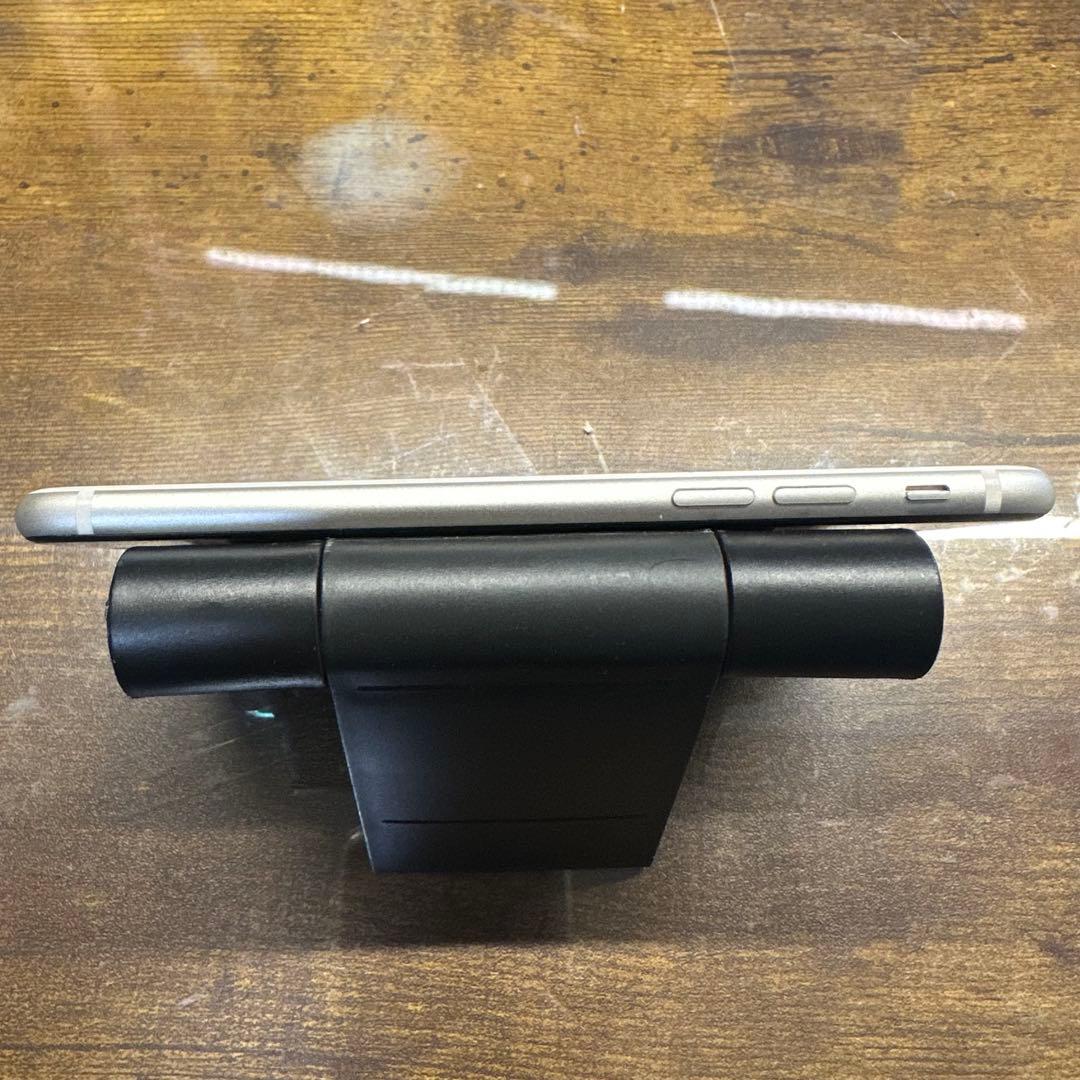 iPhoneSE3 128GBホワイト SIMフリー バッテリー100%