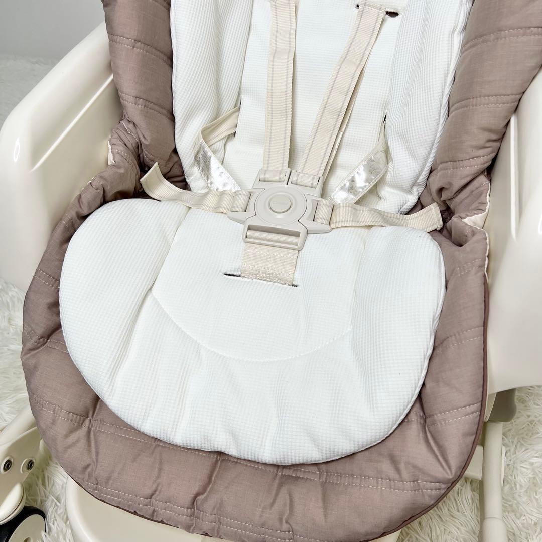 美品 Combi ネムリラAT ハイローチェア 電動 バウンサー