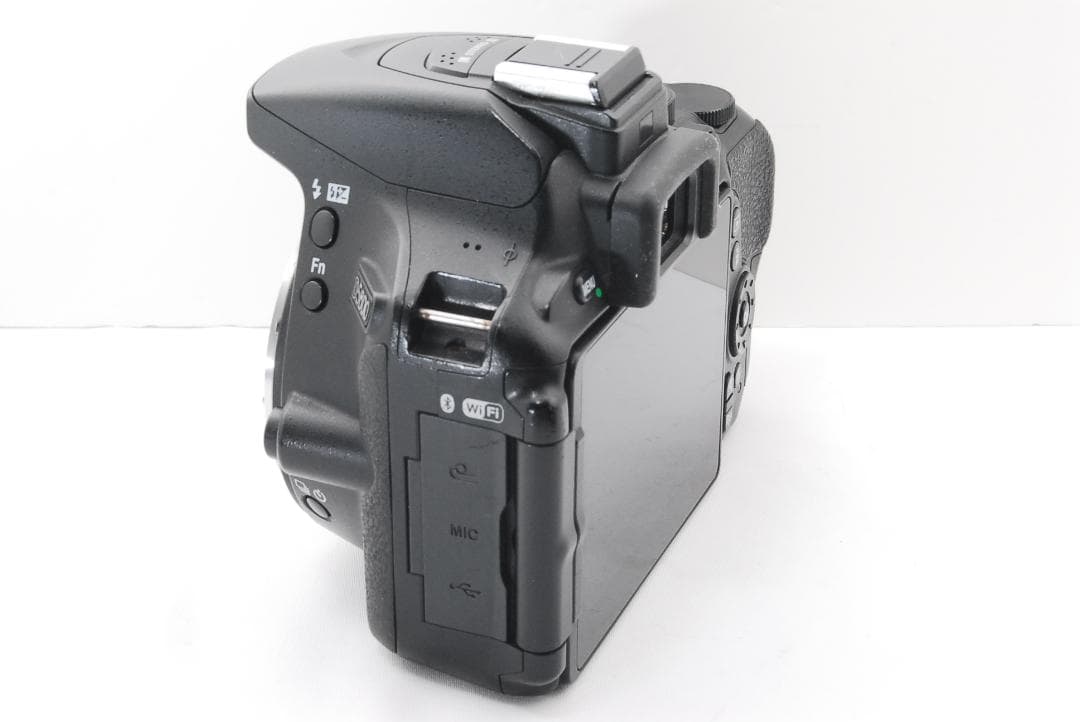 ✨ Nikon D5600 デジタル一眼レフカメラ ニコン