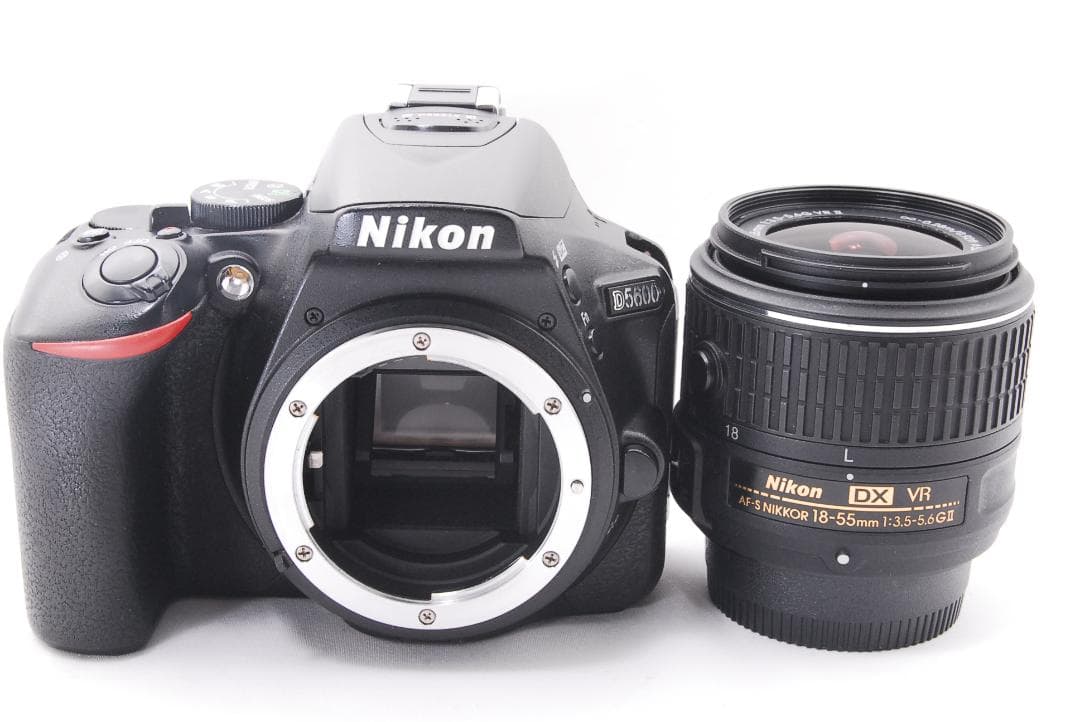 ✨ Nikon D5600 デジタル一眼レフカメラ ニコン
