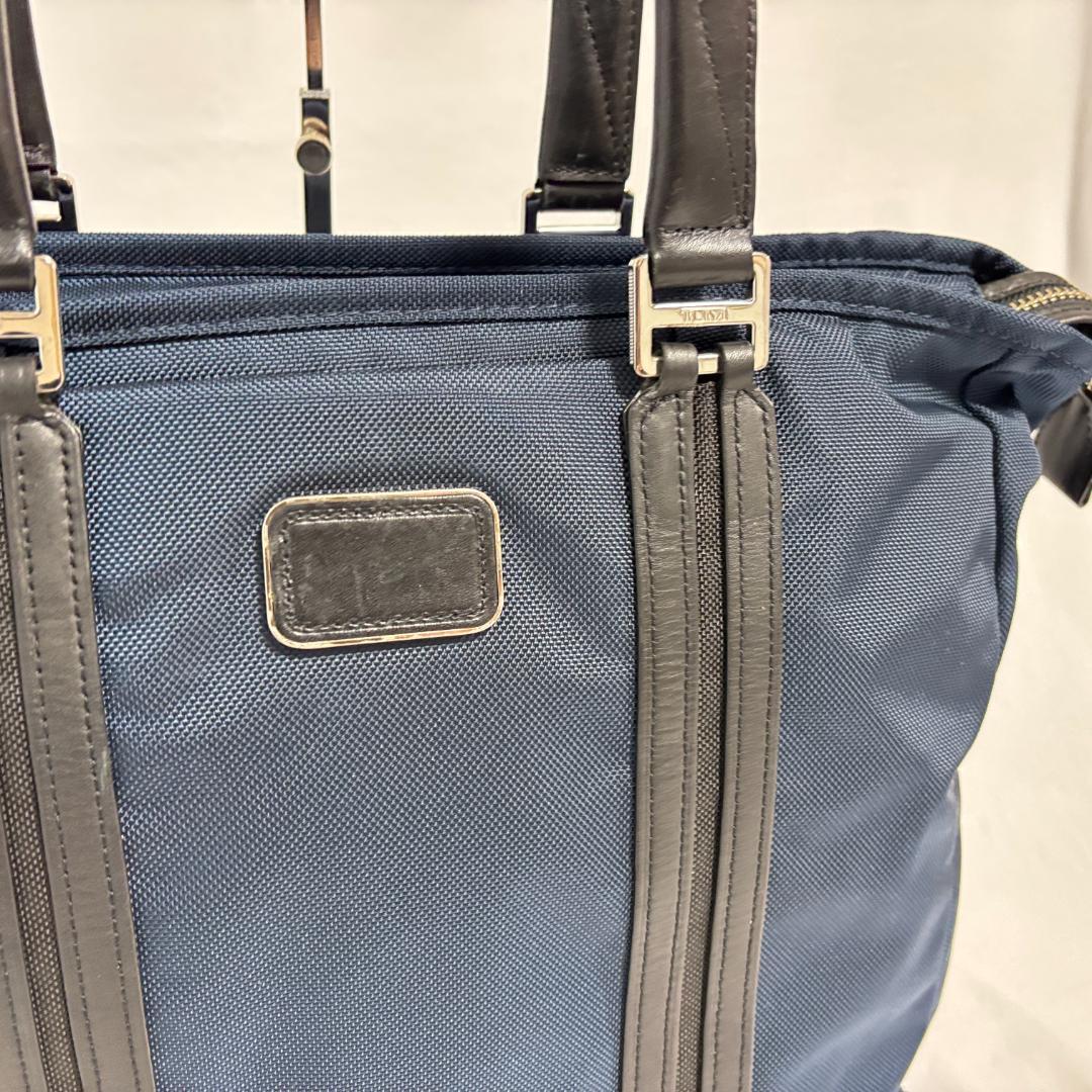 良品・限定 トゥミ JARVIS トートバッグ ビジネス ネイビー×ブラック