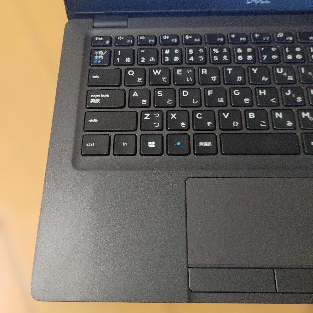 feuille00　　Dell Latitude5300 i5-8265U