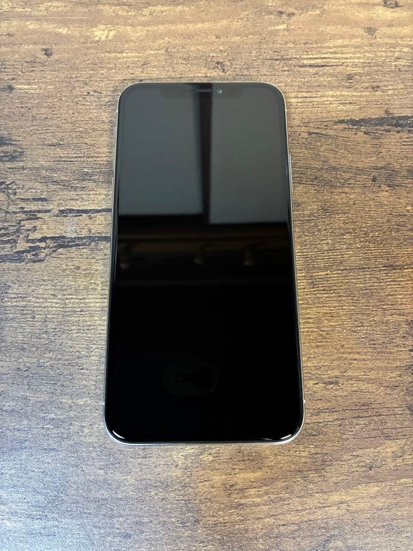 iPhone X 64GB シルバー
