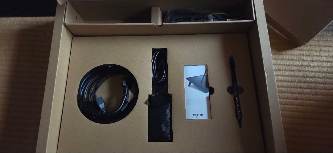 最終値下げ Wacom Cintiq 16 DTK1660K 液晶ペンタブレット