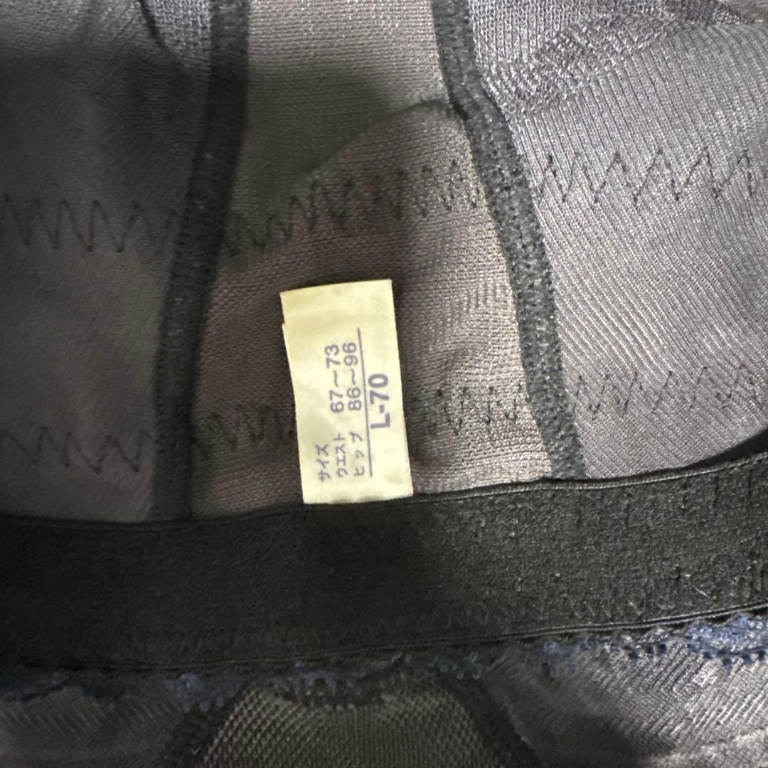 MARUKOカーヴィシャスカレスガードル・ショートガードルL-70