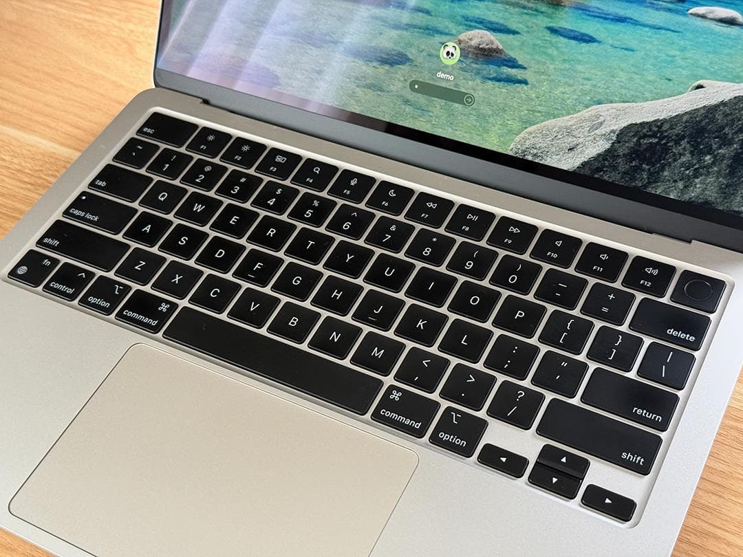 MacBook Air M2 16GB/512GB US-KB スターライト