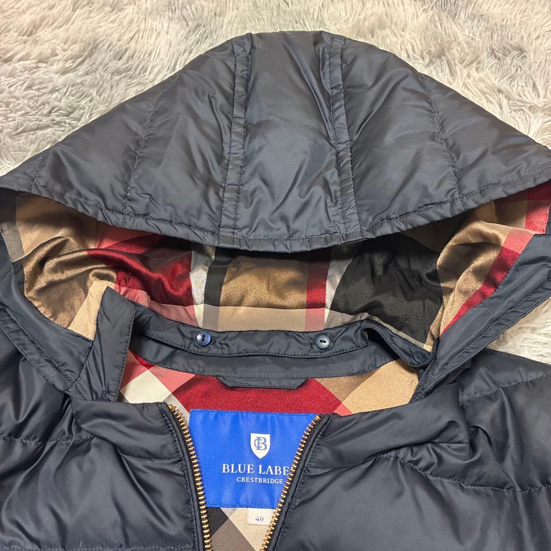 美品 ブルーレーベルクレストブリッジダウンジャケット ネイビー フード取り外し可