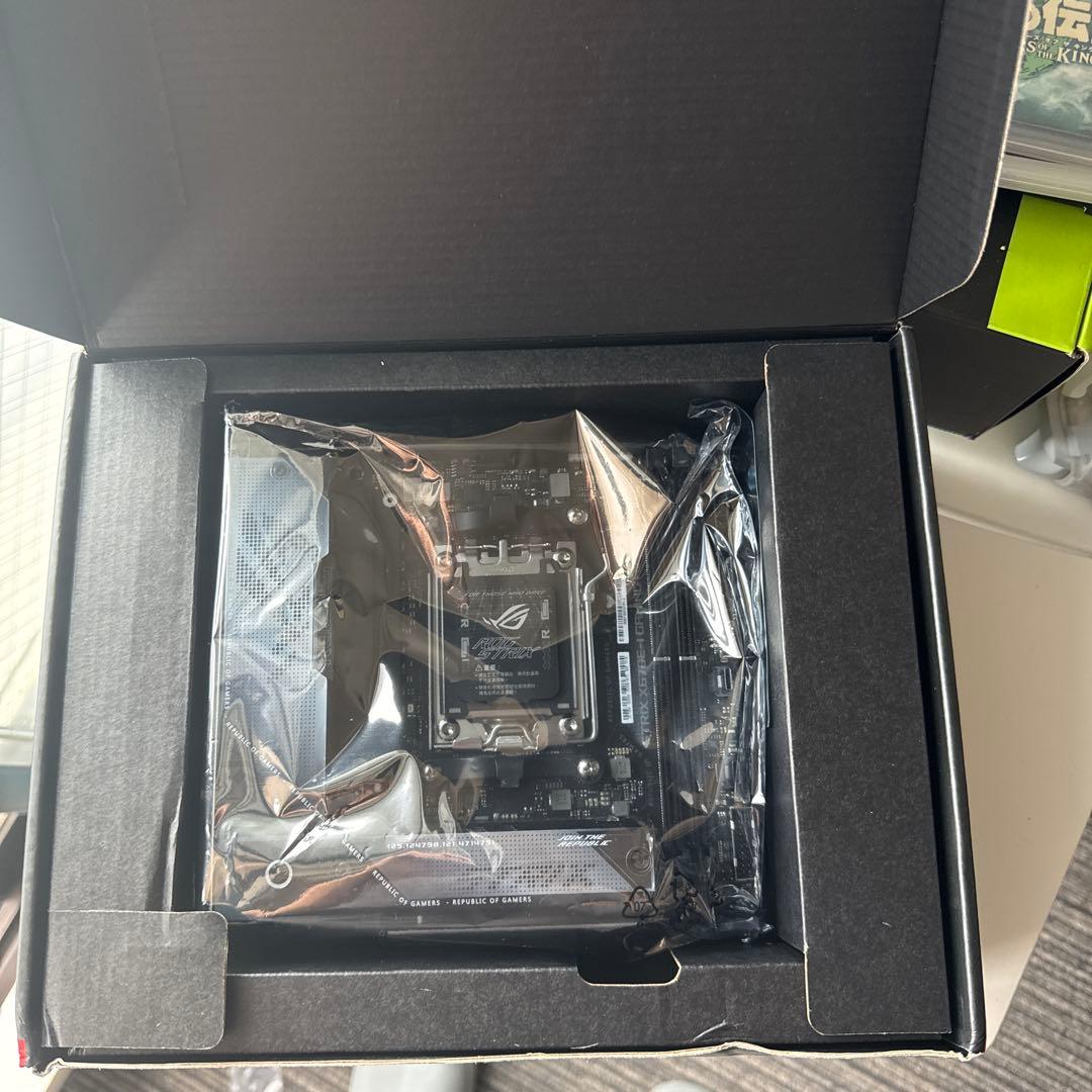 マザーボード ROG STRIX X670E-GAMING WIFI