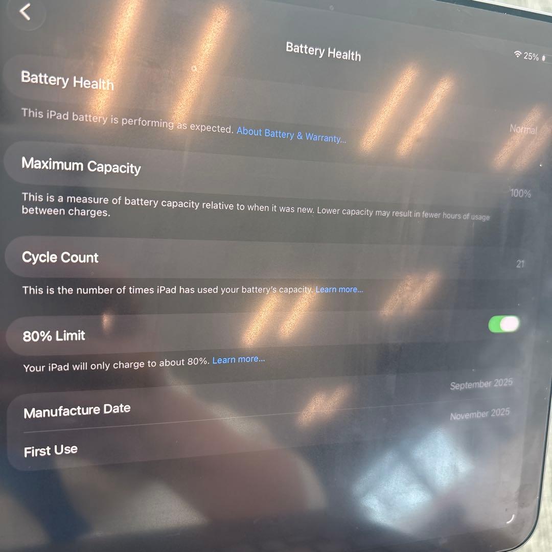 美品箱付きiPad512GB スペースグレー + Smart Keyboard