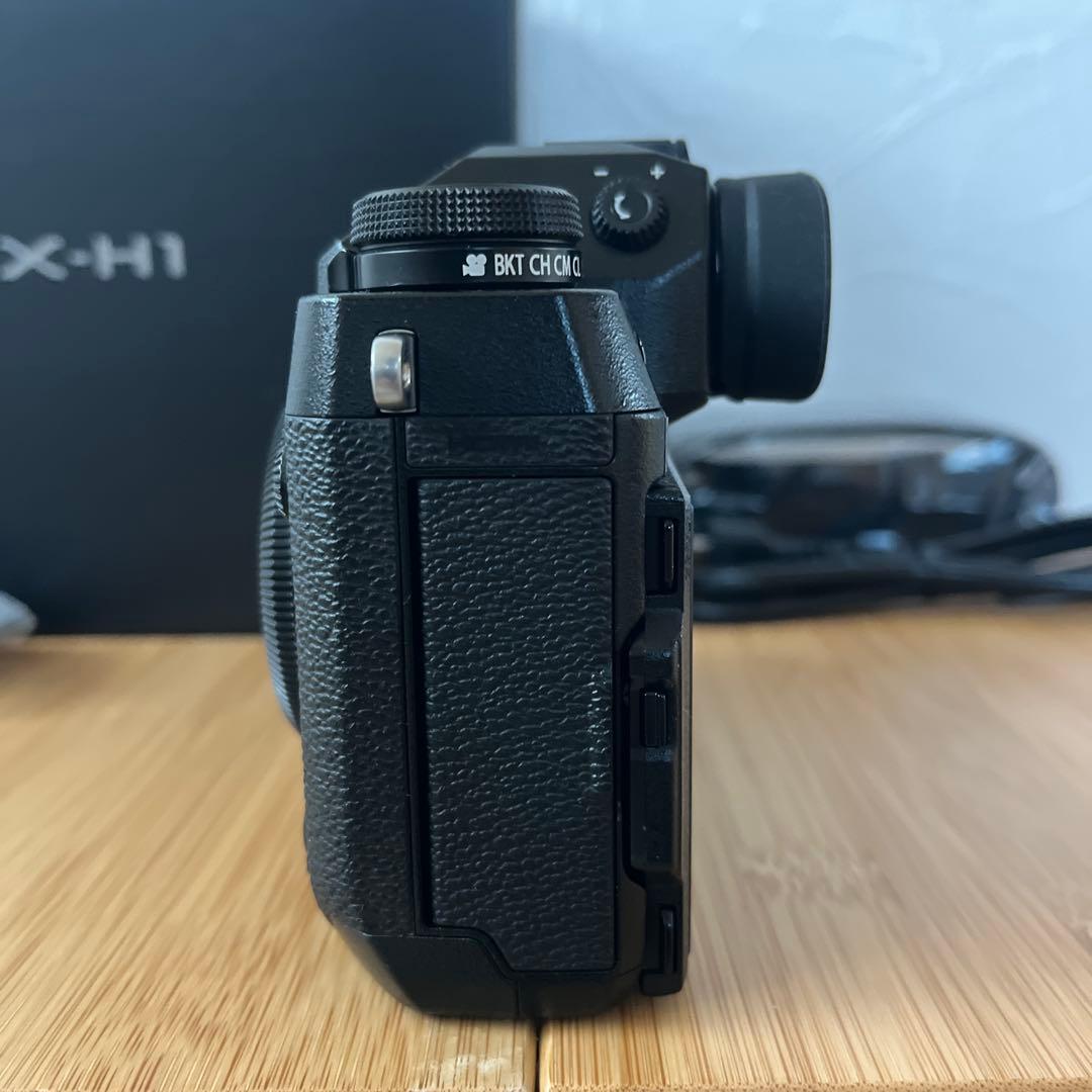 デジタルカメラ X-H1