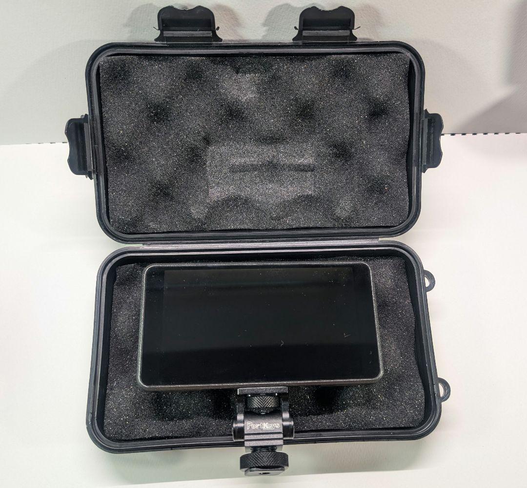 SONY カメラ ZV-E10　福袋　モニター・SDカード・ACアダプター付き