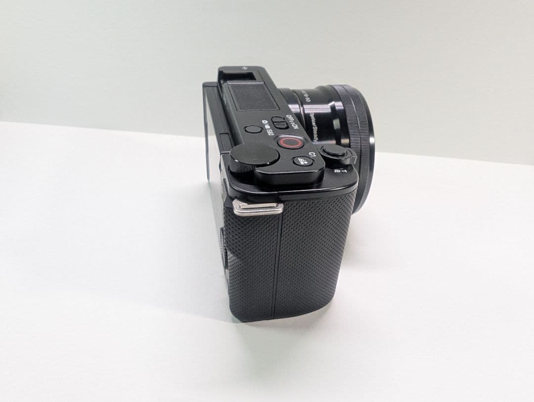 SONY カメラ ZV-E10　福袋　モニター・SDカード・ACアダプター付き