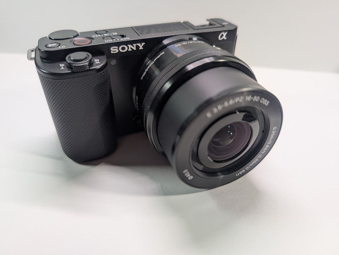 SONY カメラ ZV-E10　福袋　モニター・SDカード・ACアダプター付き