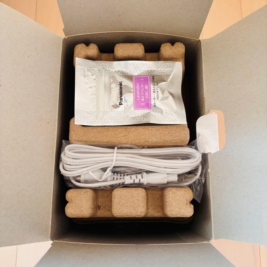 【新品未使用】Panasonic フェイススチーマーナノケア EH-SA35-P