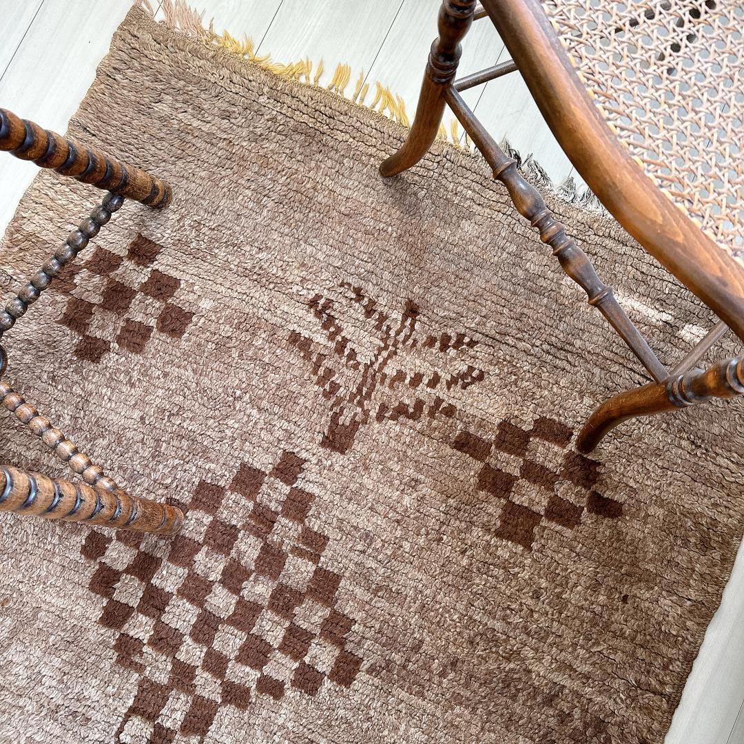 モロッコ製ヴィンテージラグ132 レア ブラウン グレージュ ベージュ ブジャド