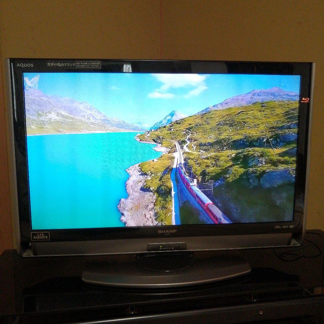 液晶テレビ　32型　AQUOS