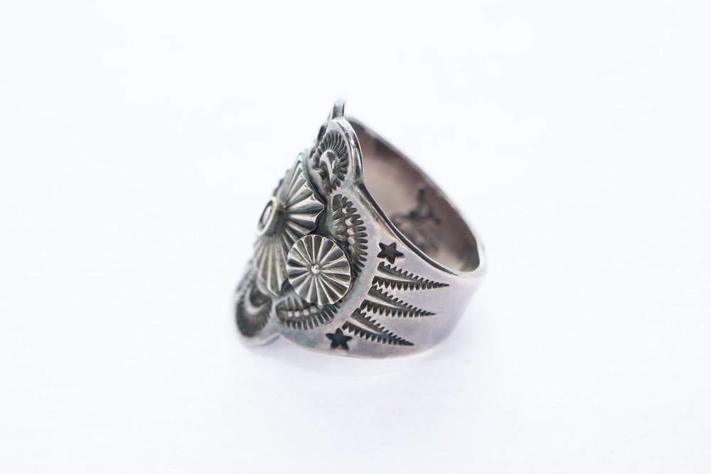 ◆インディアンジュエリー デルバート・ゴードン作 リング約25号　09408