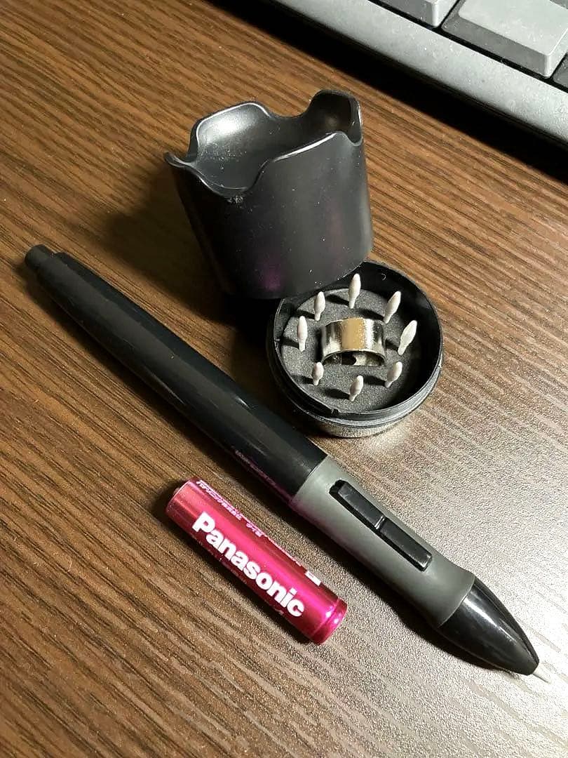 【大幅値下げ】 21.5インチ 液タブ ペンタブ　液晶ペンタブレット　フルHD