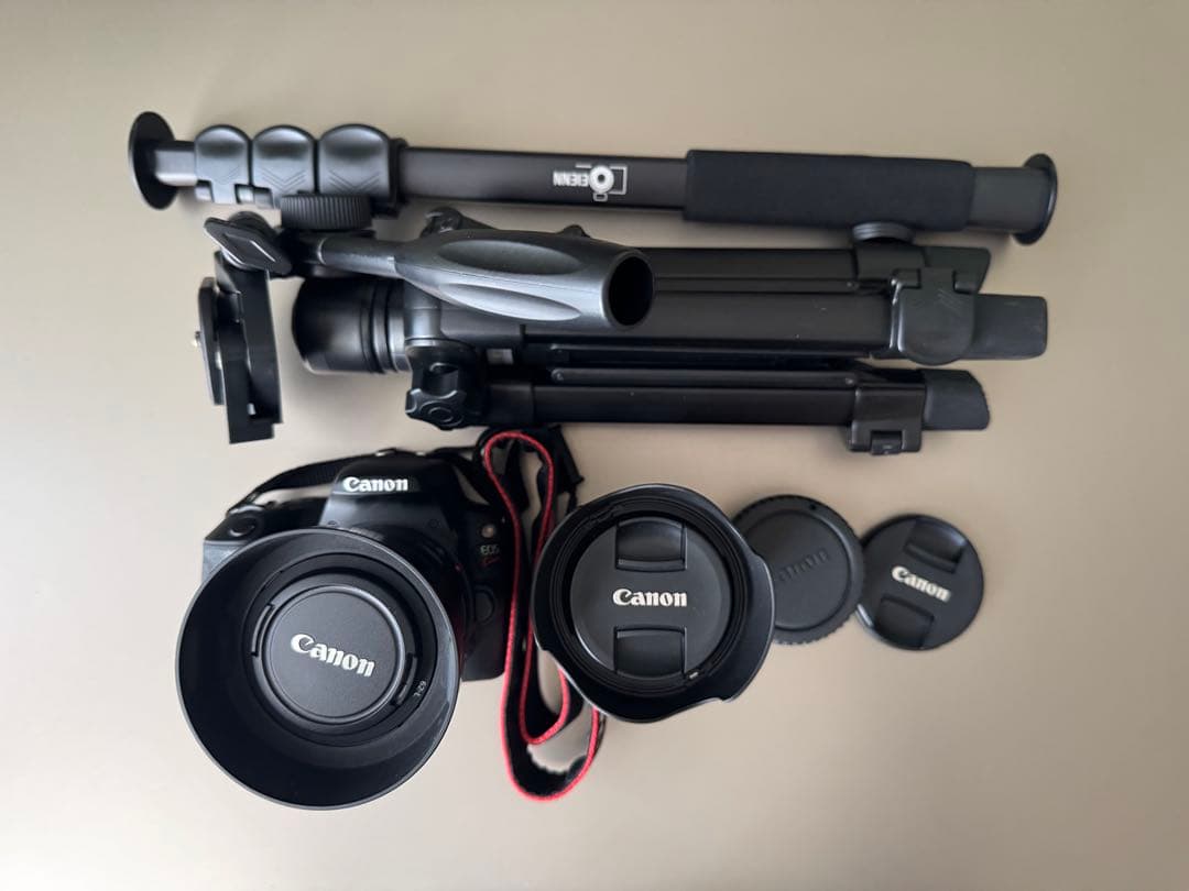 Canon デジタル一眼レフカメラセット KissX9 単焦点レンズ