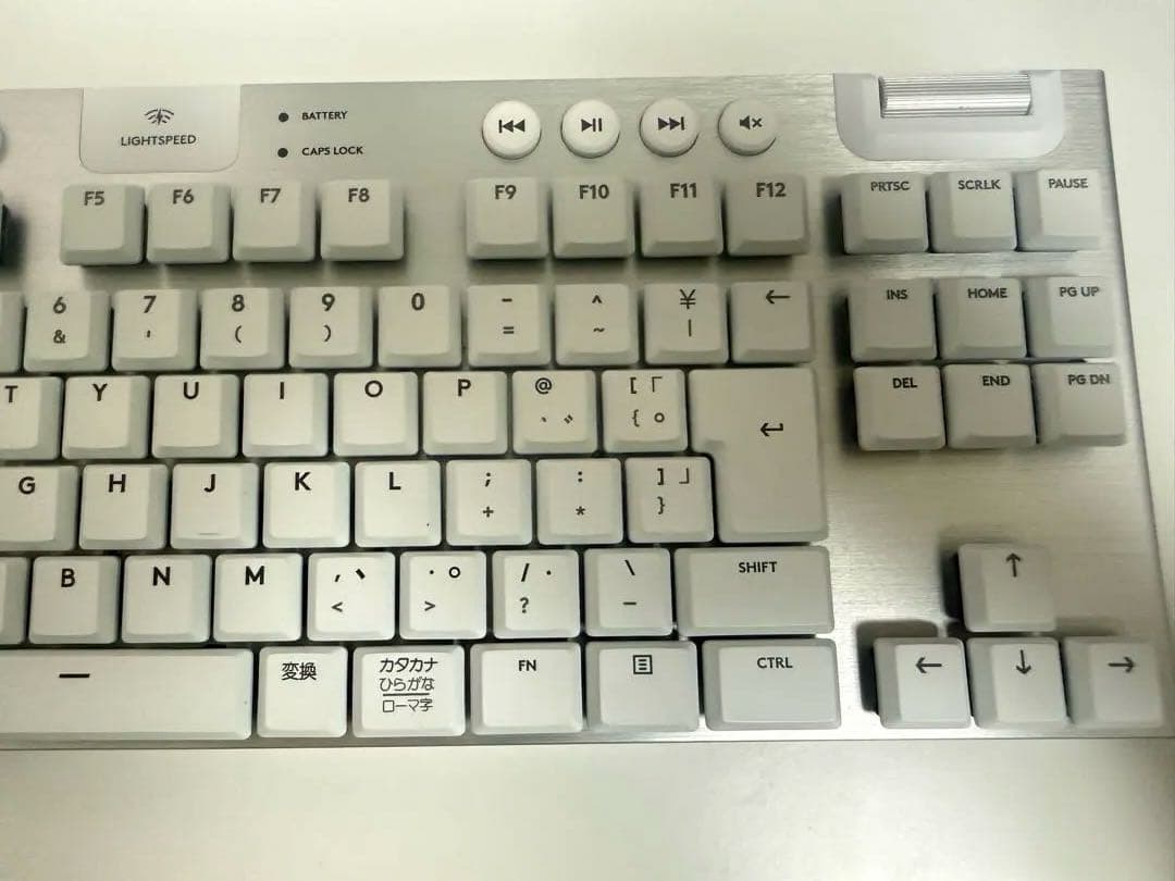 Logicool G913 TKL ゲーミングキーボード　テンキーワイヤレス