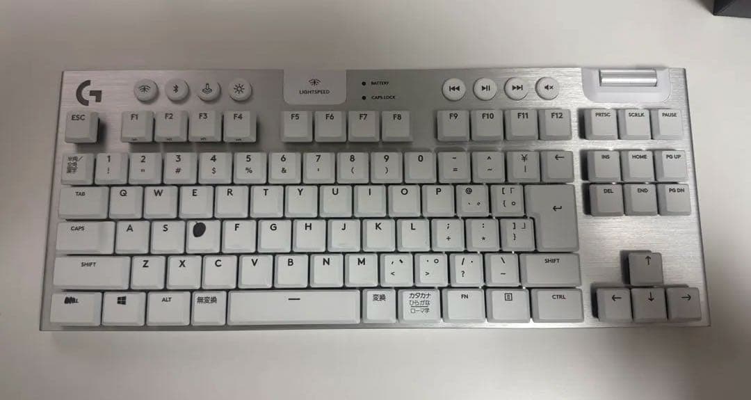 Logicool G913 TKL ゲーミングキーボード　テンキーワイヤレス