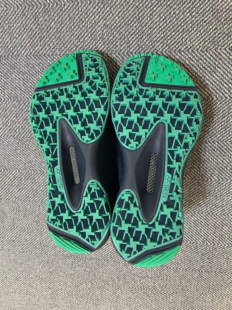 【新品】YONEX ネイビー ゴルフシューズ 女性用