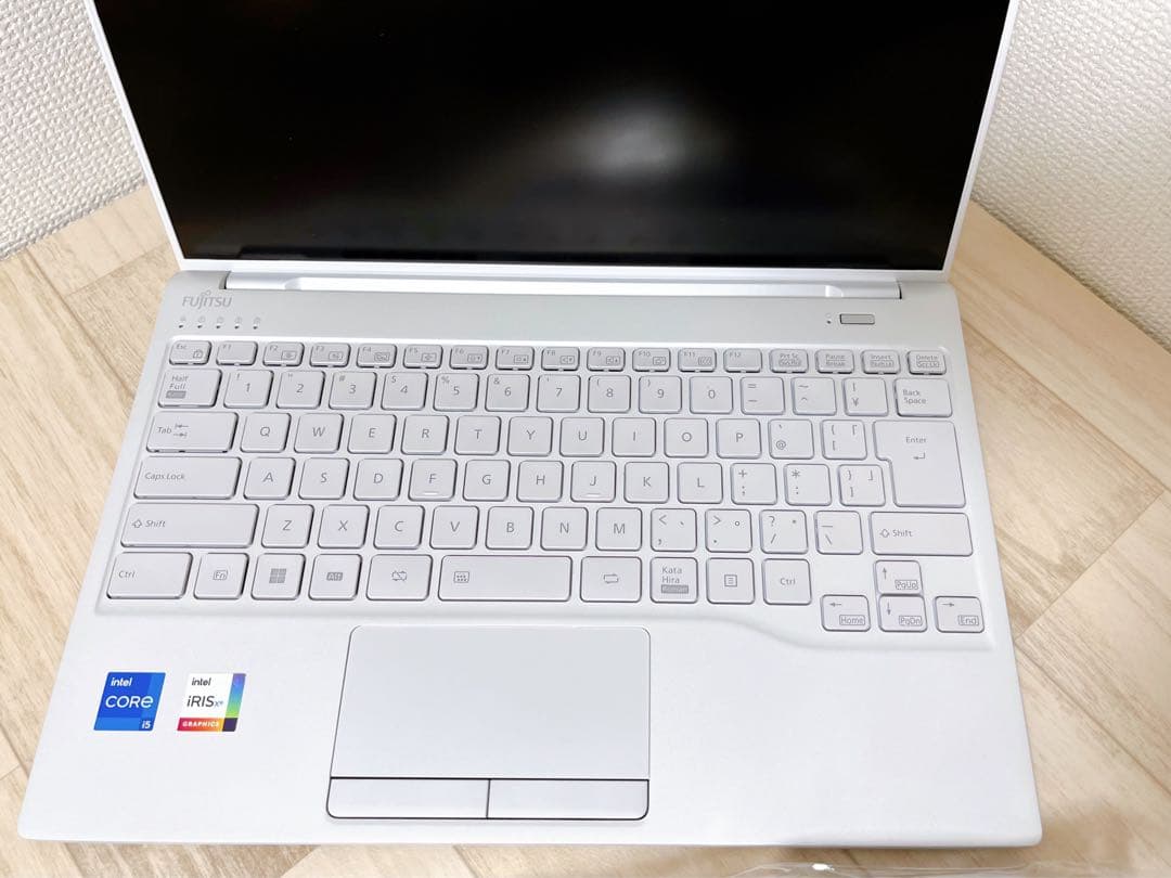 【極美品】富士通 LIFEBOOK WU2/H1 Core i5 カスタマイズ品