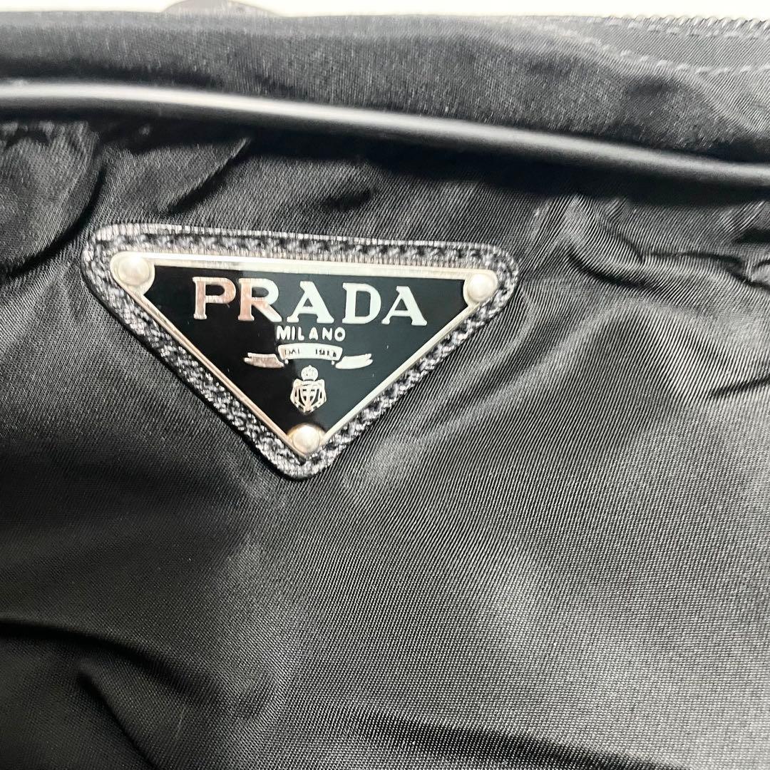 プラダ 三角プレート 金具 ボストンバッグ トラベルバッグ 黒 大容量 多機能