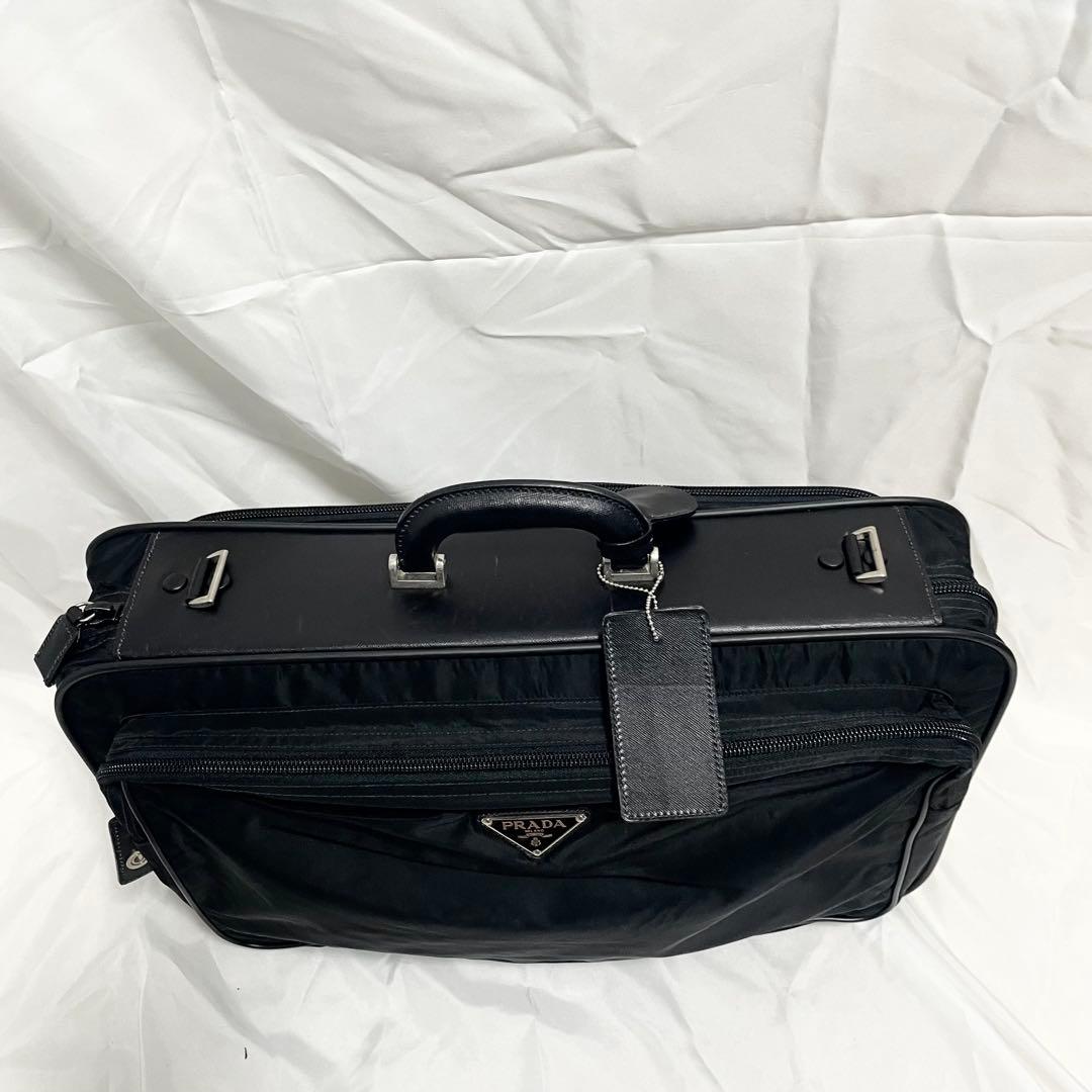 プラダ 三角プレート 金具 ボストンバッグ トラベルバッグ 黒 大容量 多機能