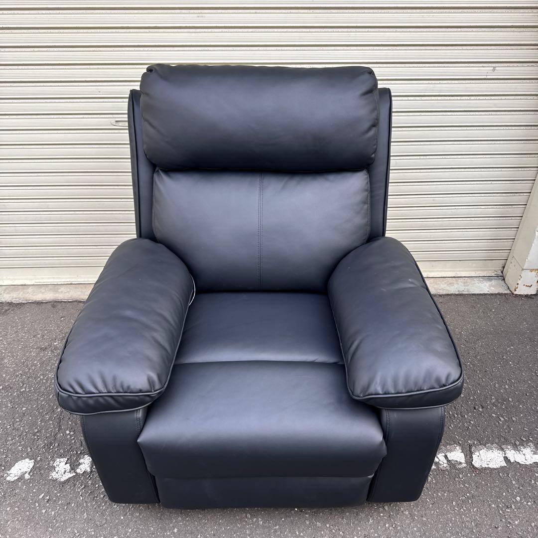 美品　電動リクライニング　合皮　ゆったり一人がけ　レザー　送料無料