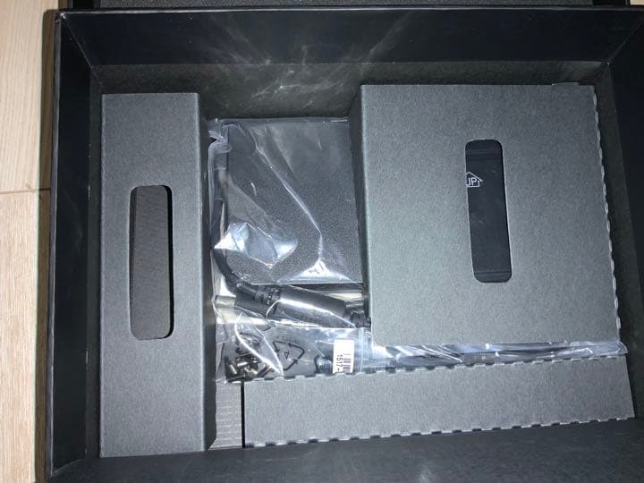 Windowsデスクトップ NUC8i7HVK Core i7-8809G DDR32GB SSD4TB