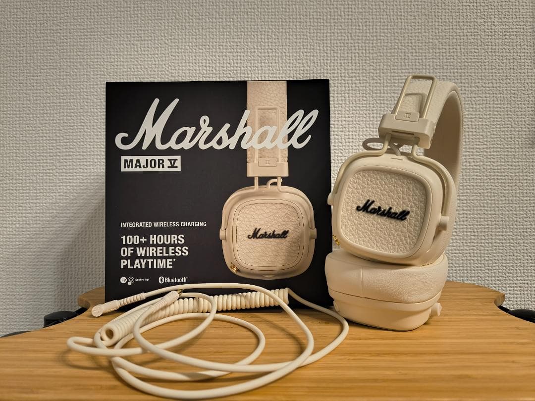 Marshall Major V ワイヤレスヘッドフォン(クリーム)