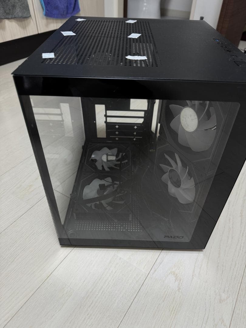 ミニタワーPCケース 強化ガラス 5x RGBファン搭載