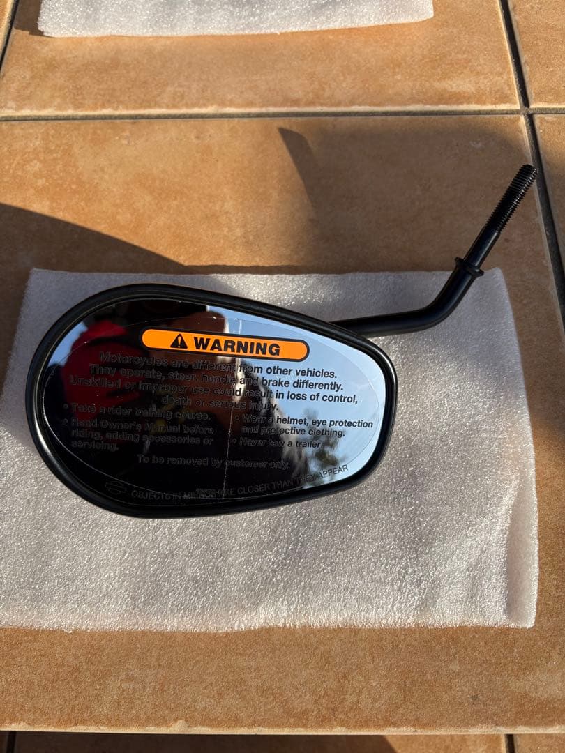 カズ【新車外し】2025年式 ロードグライド　左右セット純正ミラー