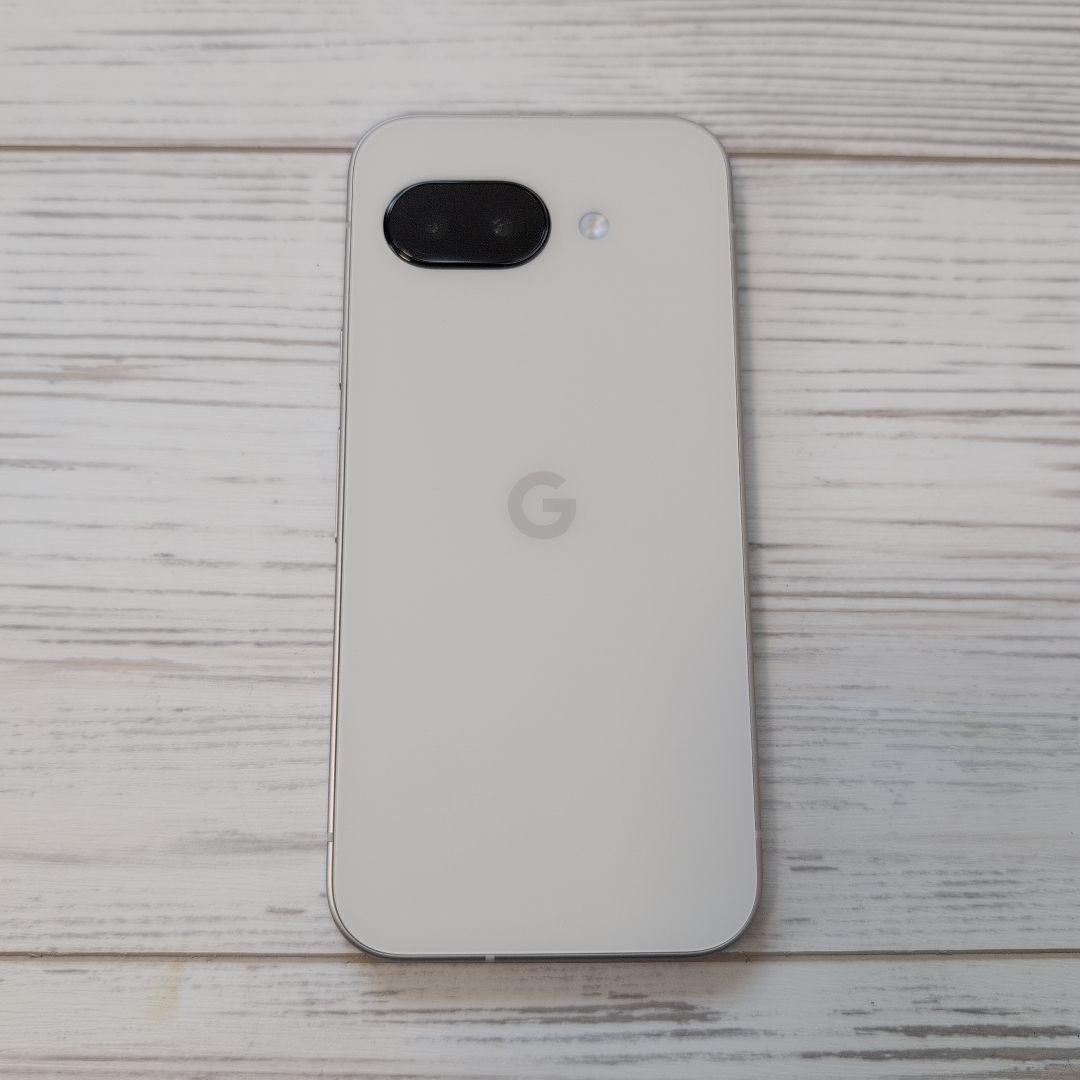 美品【使用少】Google Pixel9a ポーセリン 本体