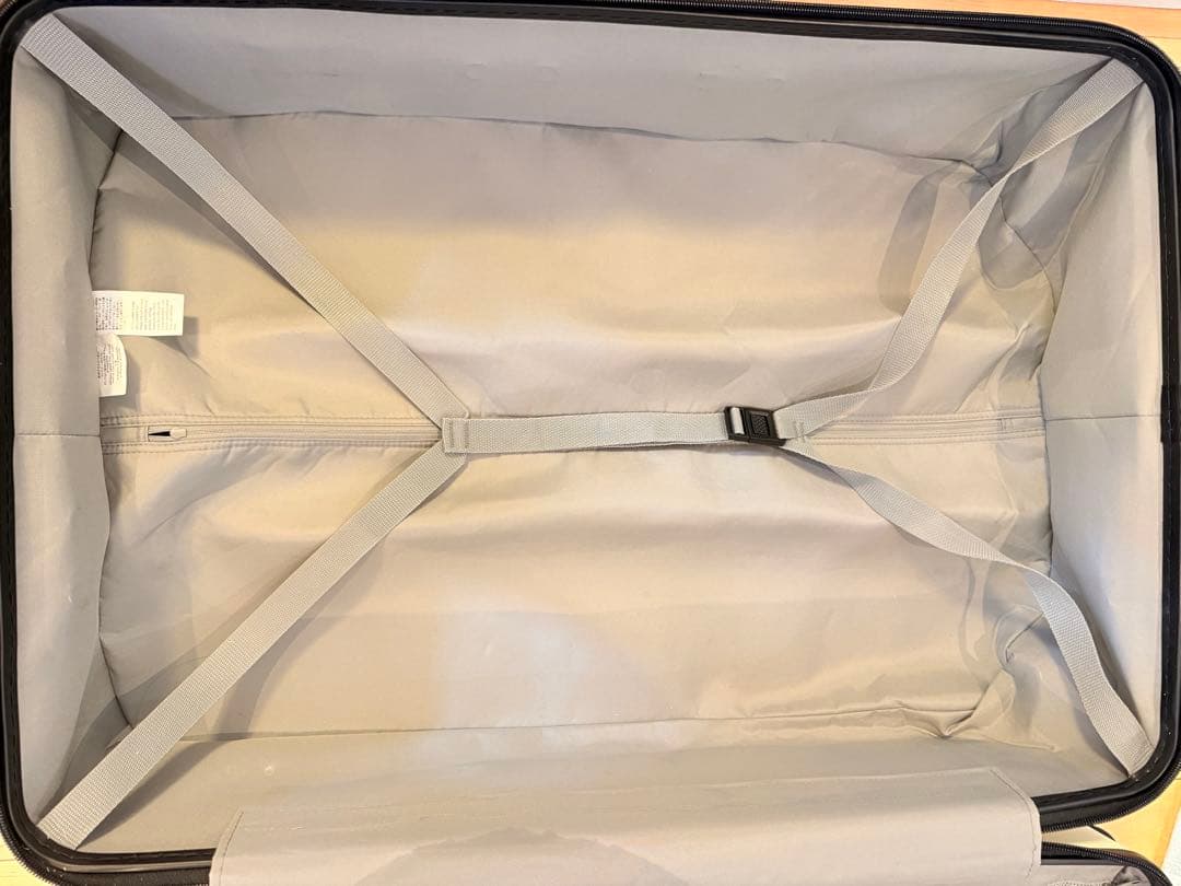 無印良品 白 アイボリー ハードキャリーケース104L 限定 スーツケース