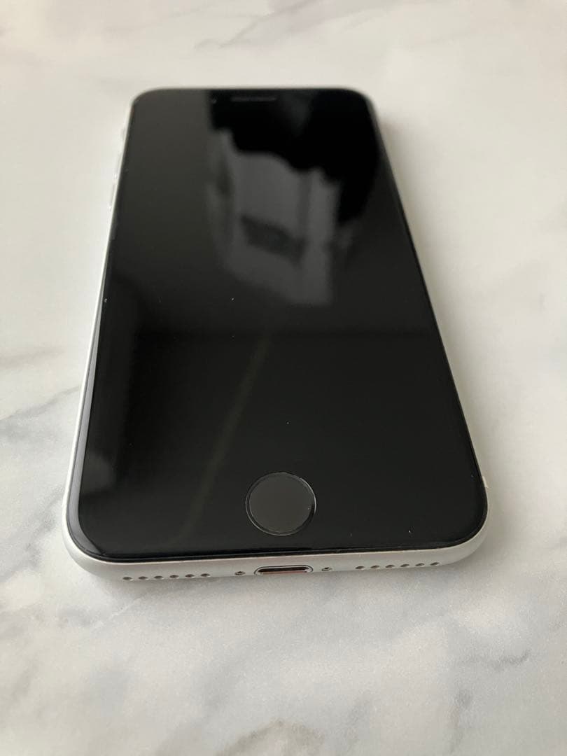 【美品】 iPhone SE 第2世代 SE2 64GB 本体