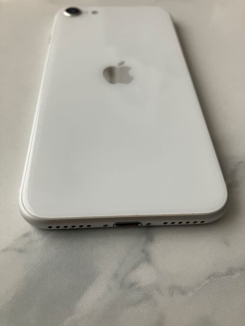 【美品】 iPhone SE 第2世代 SE2 64GB 本体