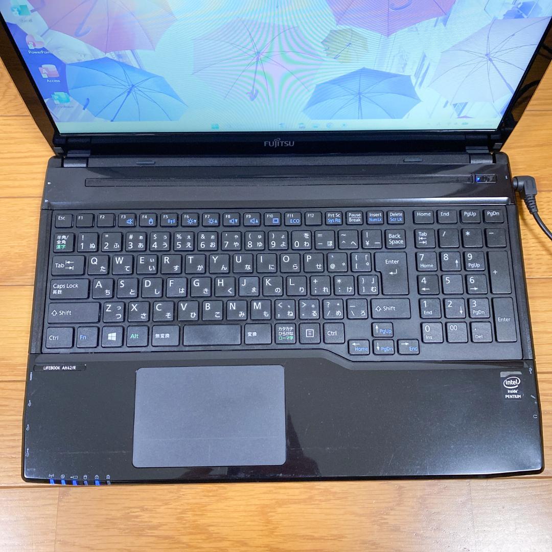 オフィス2021✨メモリ16GB SSD250 ブルーレイ 富士通ノートパソコン