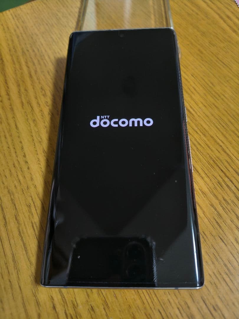 スマートフォン本体 docomo ARROWS nx9 F-52A