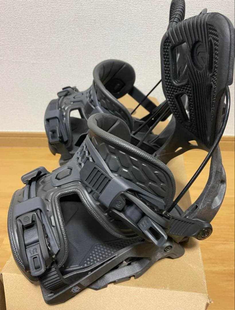 FLOW PIVOT ビンディング サイズL ブラック