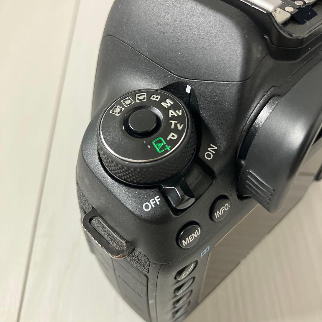 じ*た様 Canon EOS 5D Mark IV